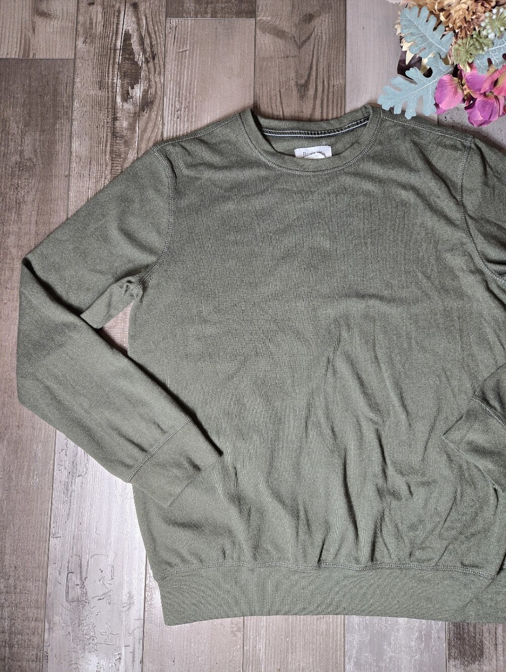 Boston Traders Men’s Olive Green Lightweight Sweater – Size Small